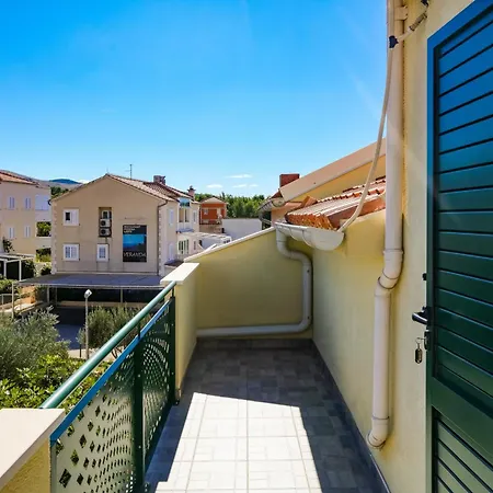 Apartments By The Sea Zaboric, Sibenik - 958 Apartment *