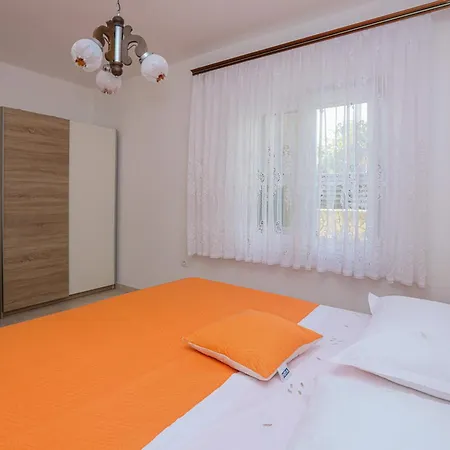 By The Sea - Sibenik - 958 アパート *